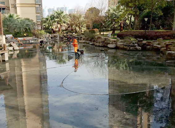 张家口景观池淤泥清理